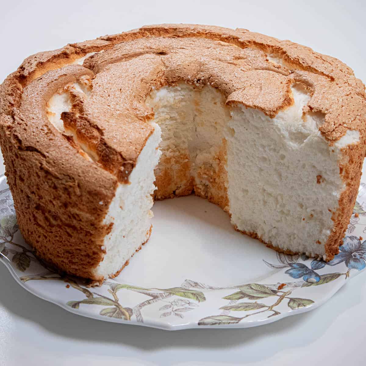 Angel Food Cake serving size