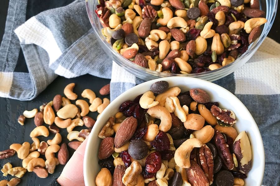 homemade healthy trail mix