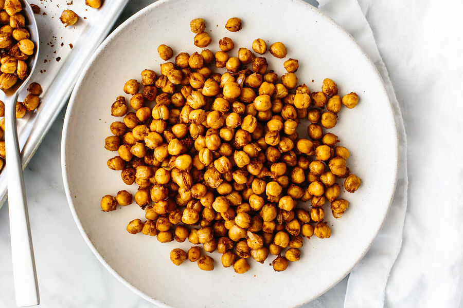 roasted chickpeas snack