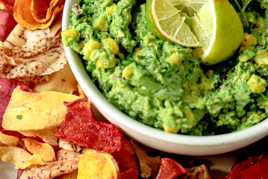 veggie sticks with guacamole