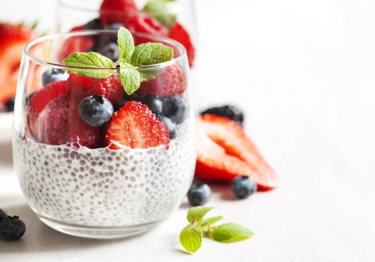 chia pudding with fruits
