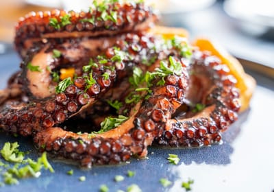 Eating Healthy at Greek Restaurants: What Menu Items to Choose